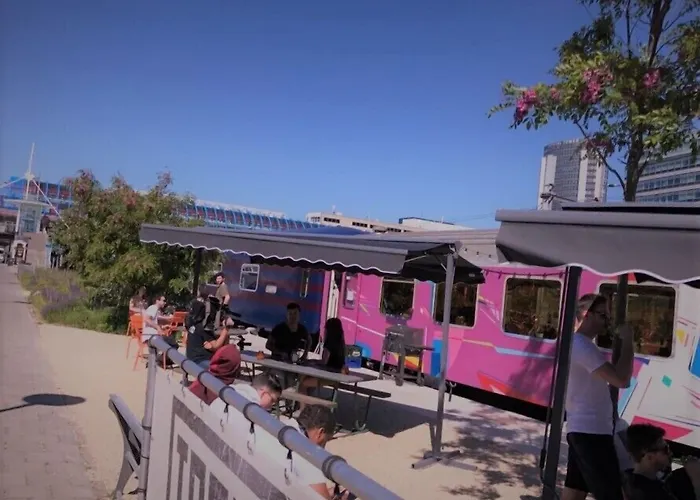 Train Lodge AmsterdamHostel